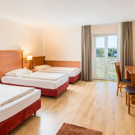 Отель Meridian ***superior