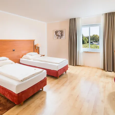 Отель Meridian ***superior Эргольдинг