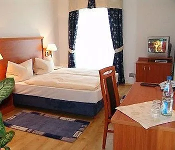 Отель Meridian ***superior